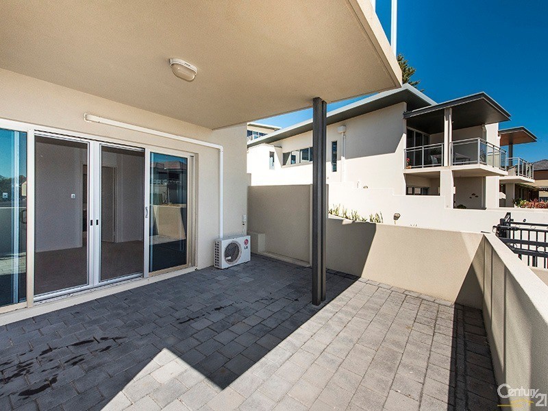 21A Oversby Street, Halls Head WA 6210