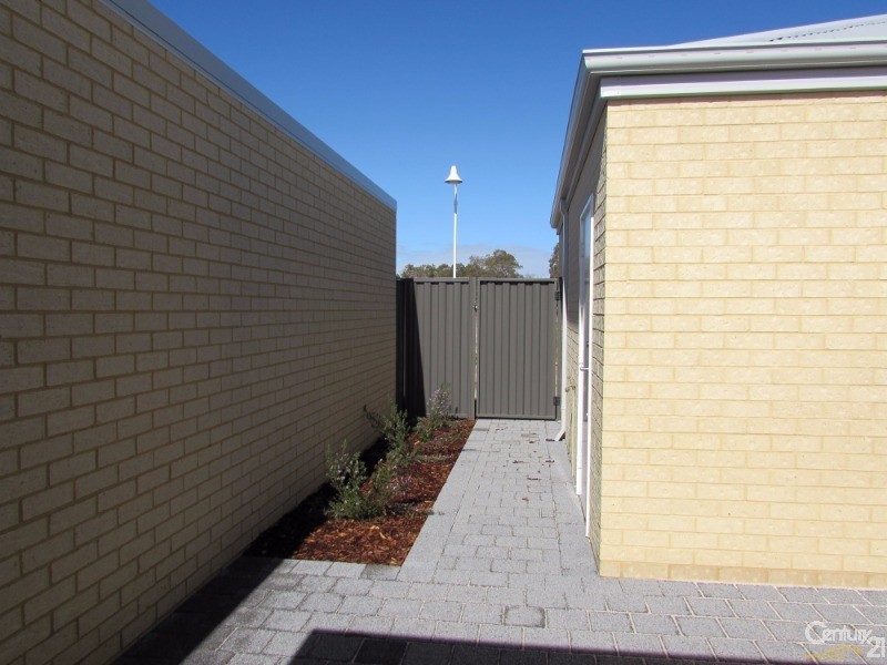 74 Bridgewater Boulevard, Erskine WA 6210