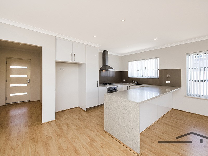 12 Kardan Loop, Falcon WA 6210