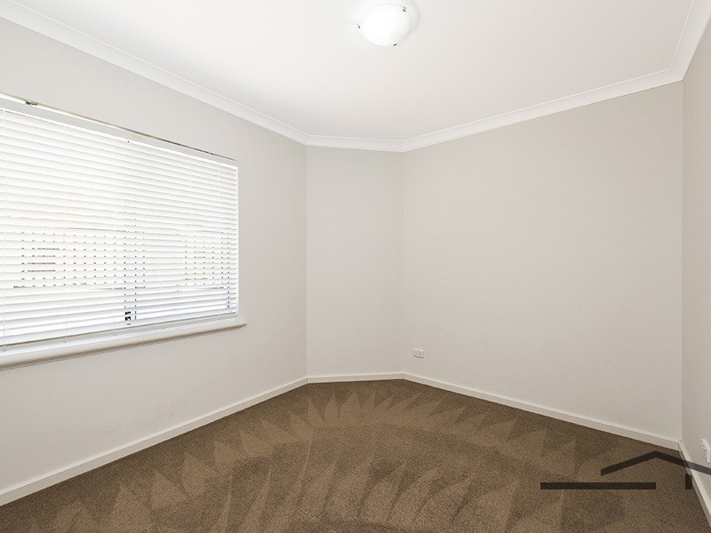 12 Kardan Loop, Falcon WA 6210