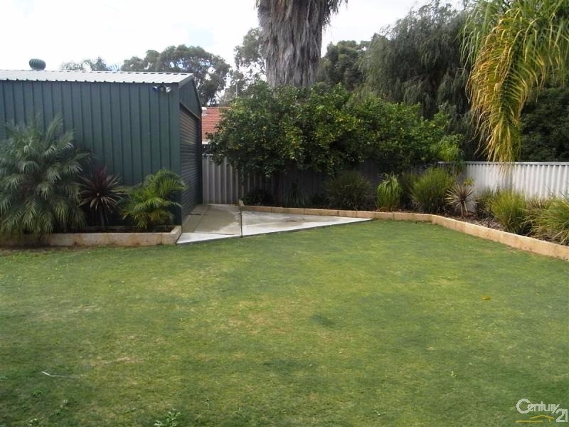 27 Reynolds Avenue, Greenfields WA 6210