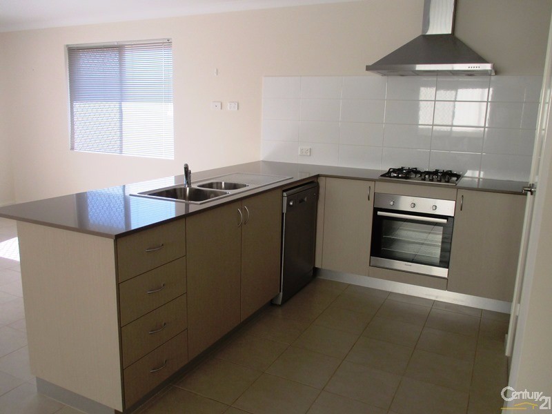 3 Island Way, Singleton WA 6175