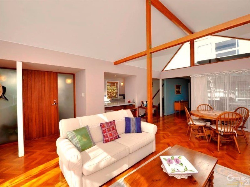 13 Selene Way, San Remo WA 6210