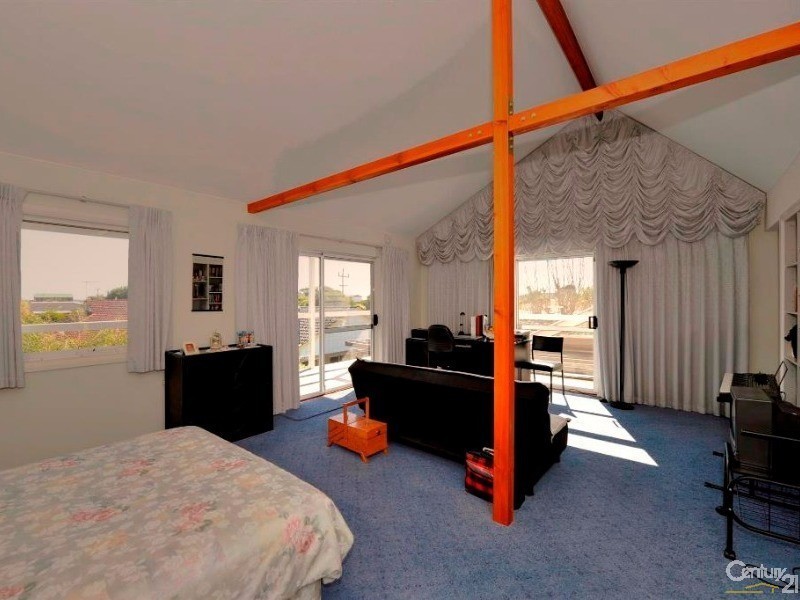 13 Selene Way, San Remo WA 6210