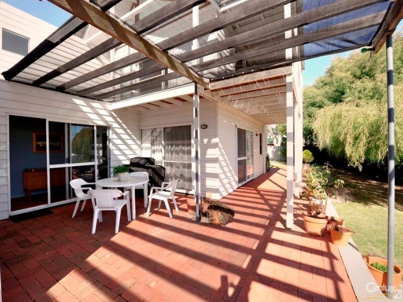 13 Selene Way, San Remo WA 6210