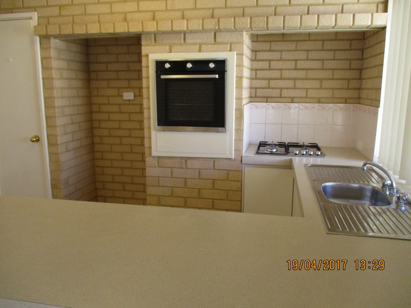 37B Admiralty Crescent, Halls Head WA 6210