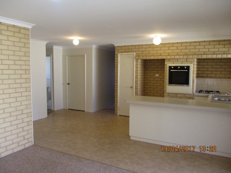 37B Admiralty Crescent, Halls Head WA 6210