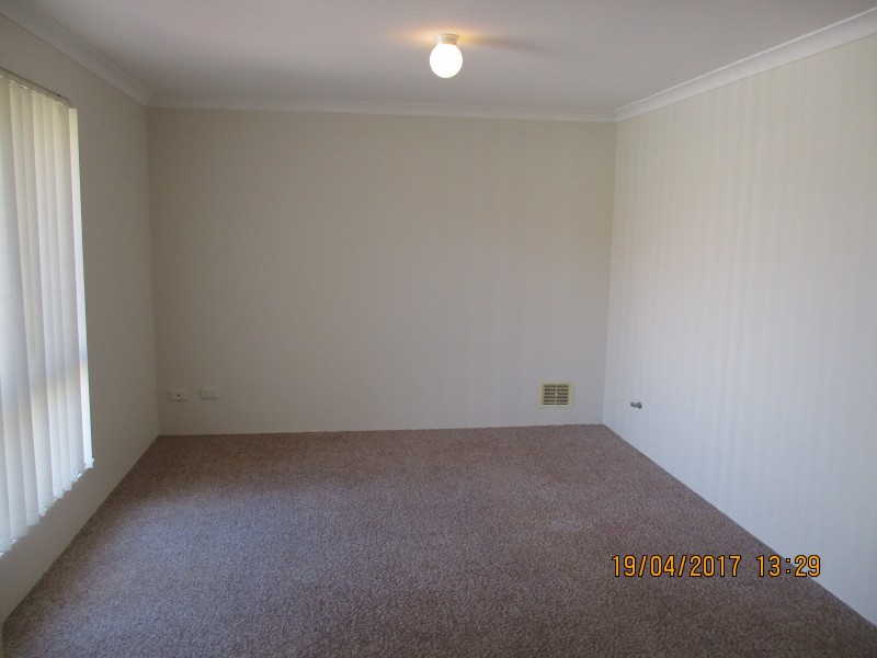 37B Admiralty Crescent, Halls Head WA 6210