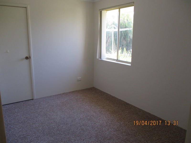 37B Admiralty Crescent, Halls Head WA 6210