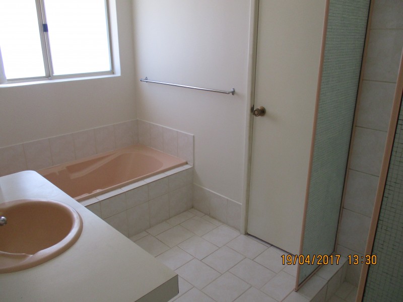 37B Admiralty Crescent, Halls Head WA 6210