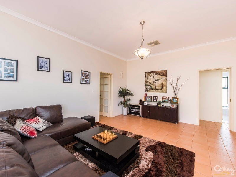 35 Federation Drive, Singleton WA 6175