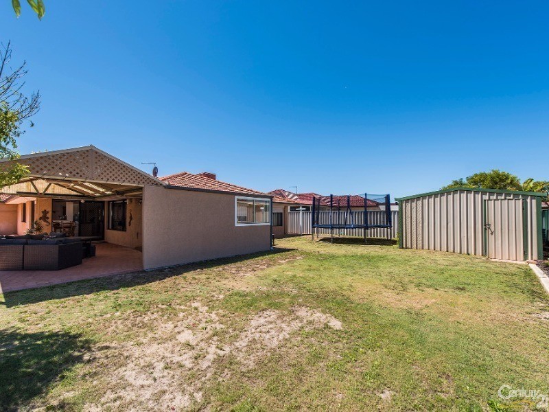 35 Federation Drive, Singleton WA 6175