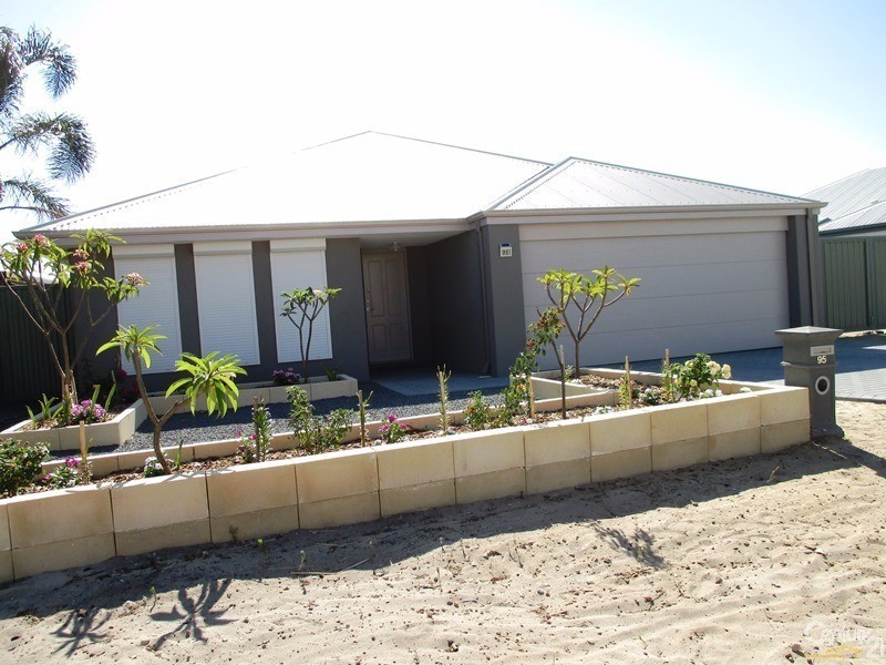 95 Moondyne Ramble, Ravenswood WA 6208