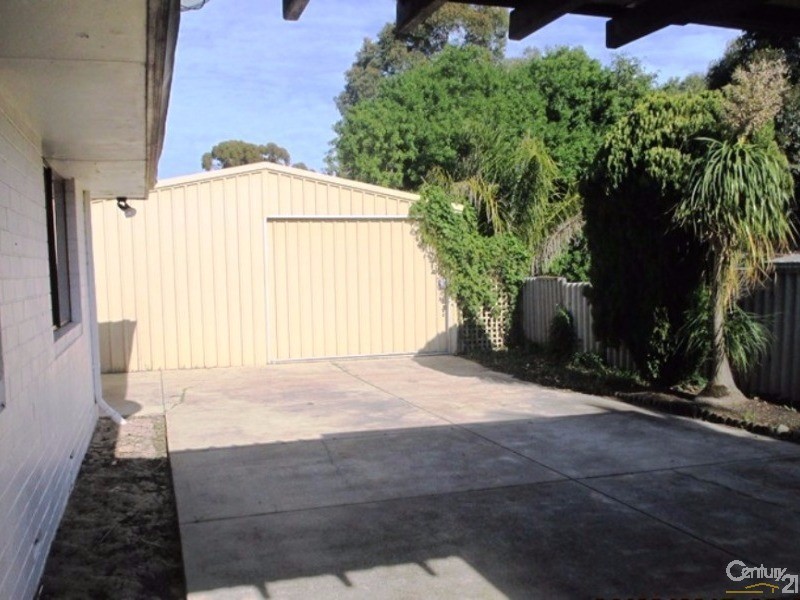 6 Kingia Place, Pinjarra WA 6208