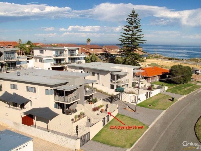 21A Oversby Street, Halls Head WA 6210