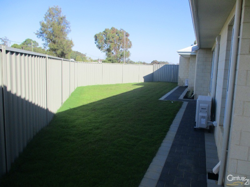 41 Vaucluse Way, Coodanup WA 6210