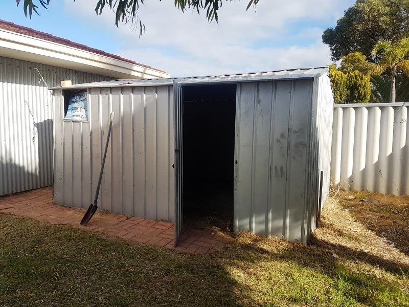 6 Zodiac Court, Greenfields WA 6210