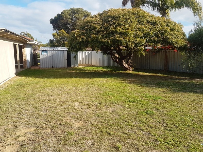 6 Zodiac Court, Greenfields WA 6210