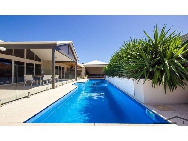 4 Acheron Road, San Remo WA 6210