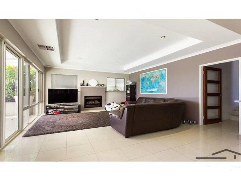 4 Acheron Road, San Remo WA 6210