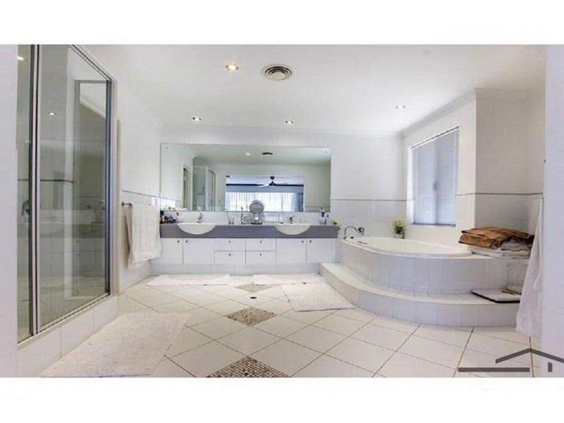 4 Acheron Road, San Remo WA 6210