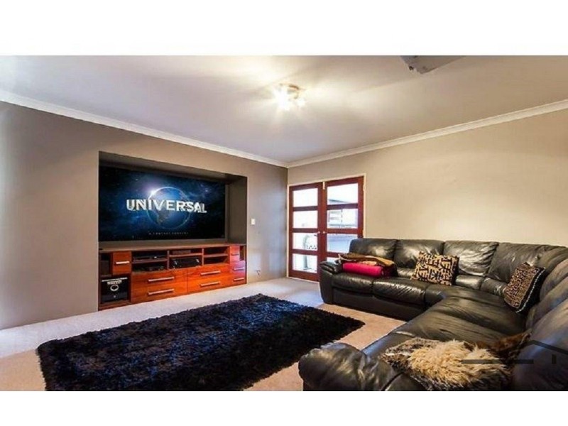 4 Acheron Road, San Remo WA 6210