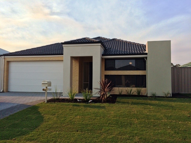 13 Wentworth Heights, Meadow Springs WA 6210
