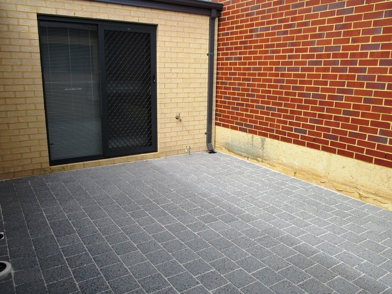 3 Tamarind Lane, Halls Head WA 6210