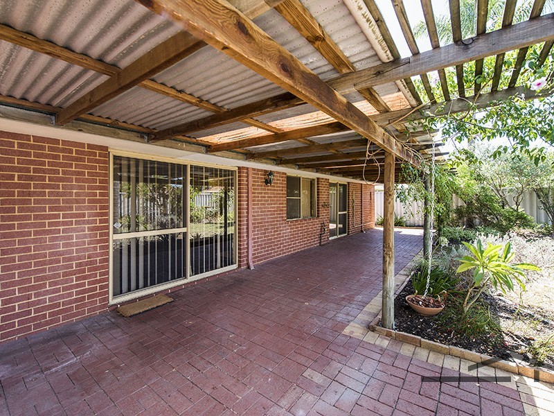 9 Waterfall Cove, Greenfields WA 6210