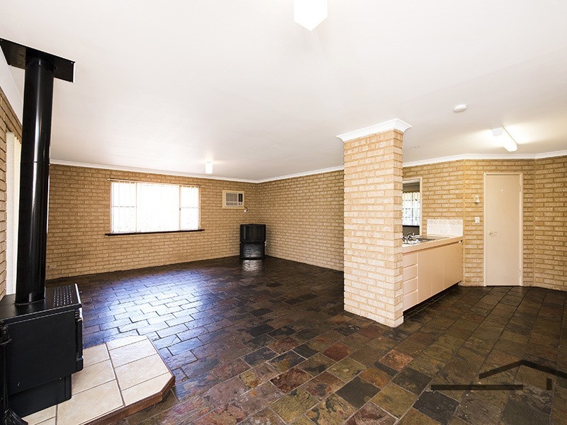 9 Waterfall Cove, Greenfields WA 6210