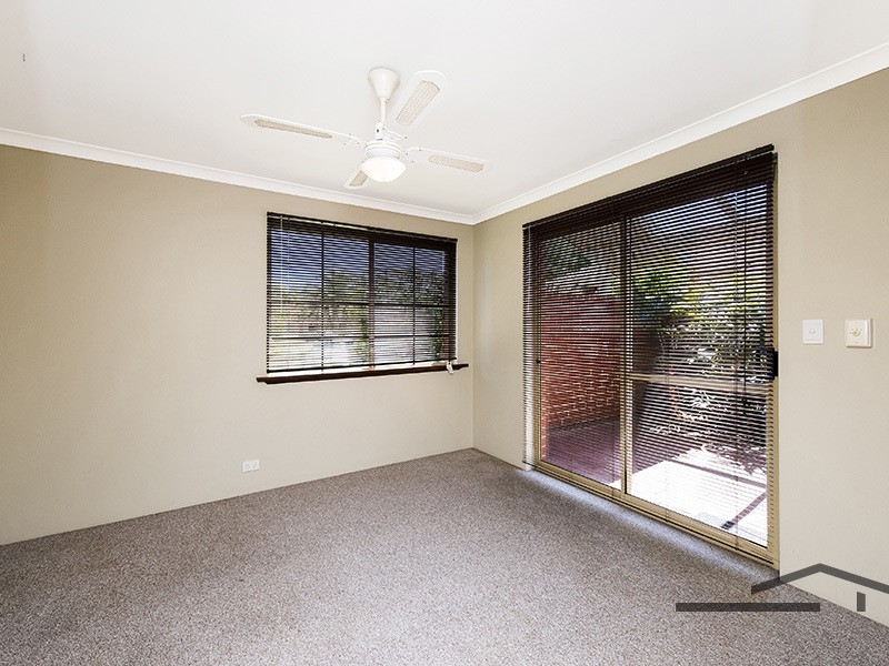 9 Waterfall Cove, Greenfields WA 6210