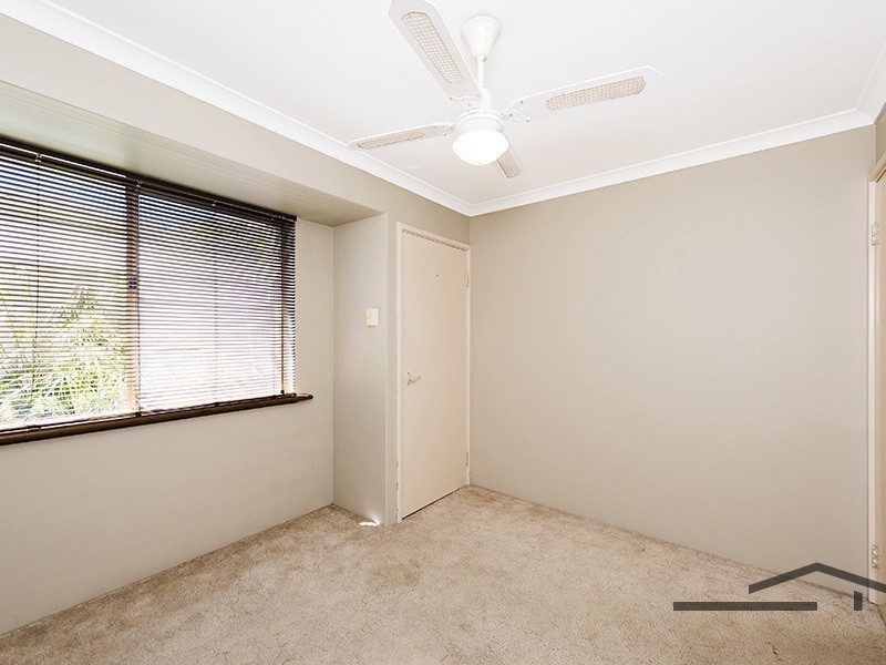 9 Waterfall Cove, Greenfields WA 6210