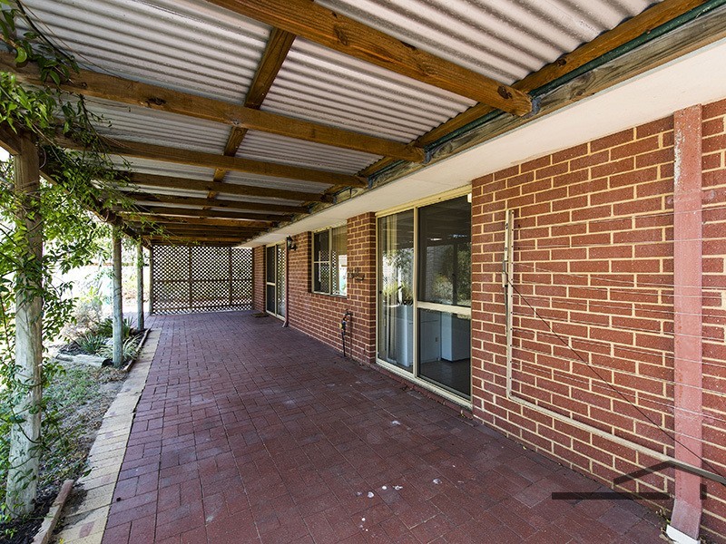 9 Waterfall Cove, Greenfields WA 6210
