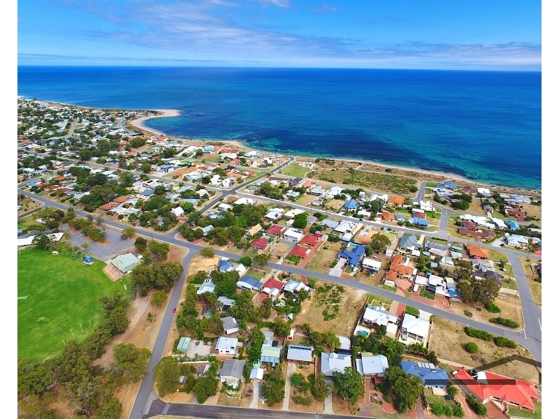 61 Lynda Street, Falcon WA 6210