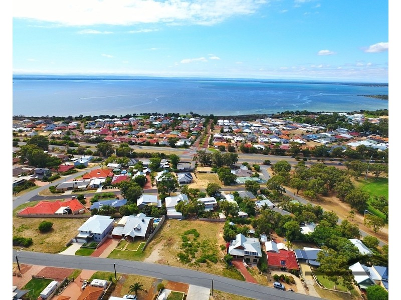 61 Lynda Street, Falcon WA 6210