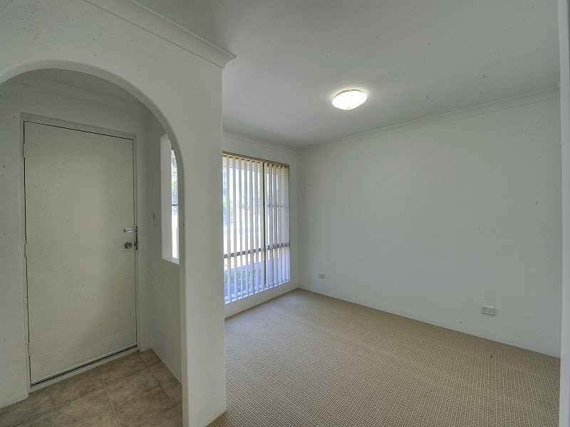 2/17 Stewart Street, Mandurah WA 6210