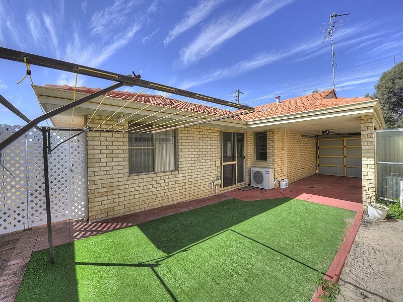 2/17 Stewart Street, Mandurah WA 6210