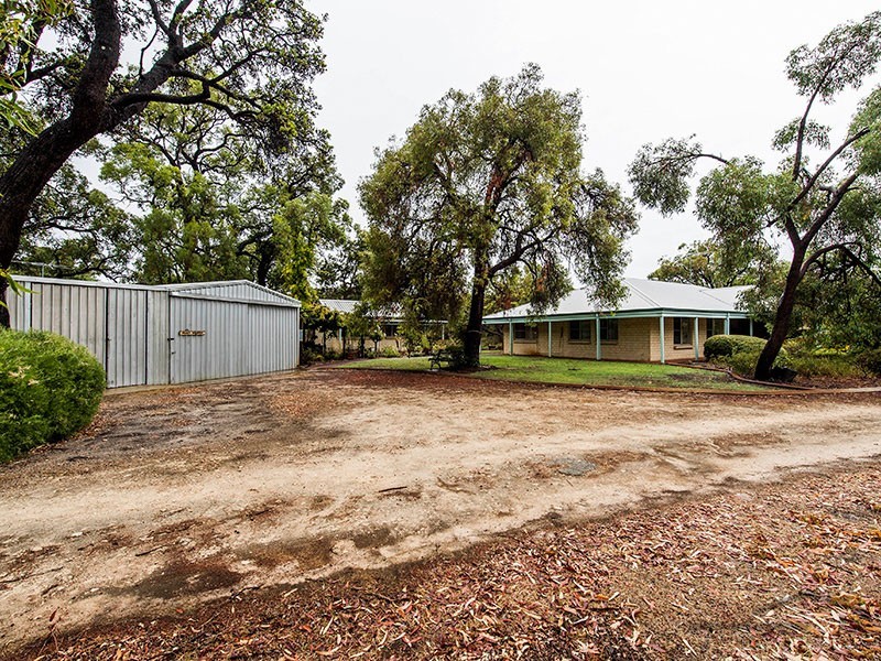 11 Fouracre Court, Stake Hill WA 6181