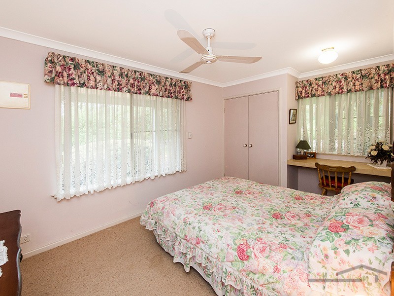 11 Fouracre Court, Stake Hill WA 6181
