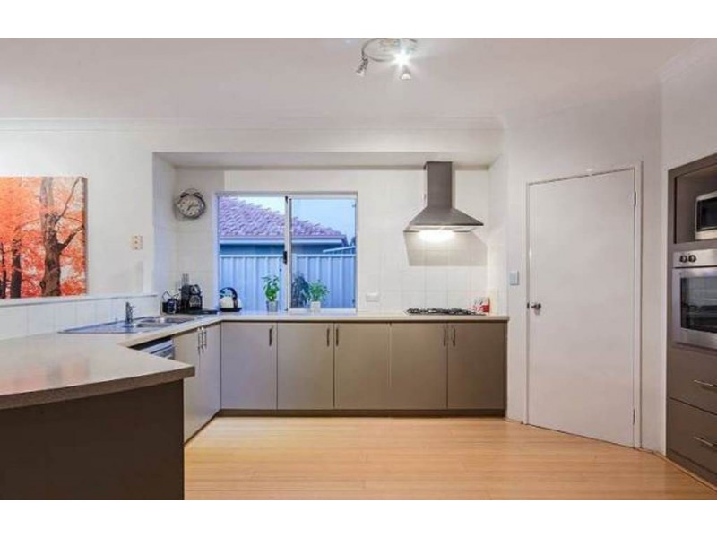 36 Yindana Blvd, Lakelands WA 6180