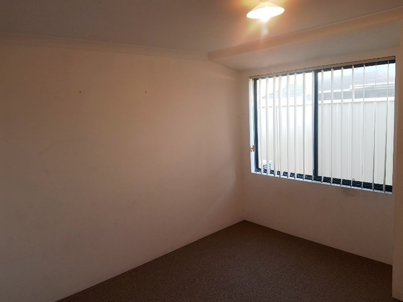 24 Cranbrook Crescent, Dawesville WA 6211