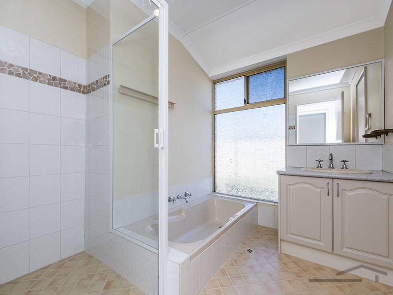 2/3 Fontana Court, Greenfields WA 6210