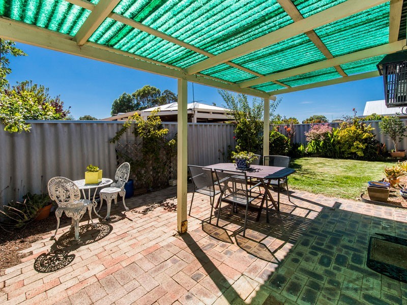 1B Briar Court, Greenfields WA 6210