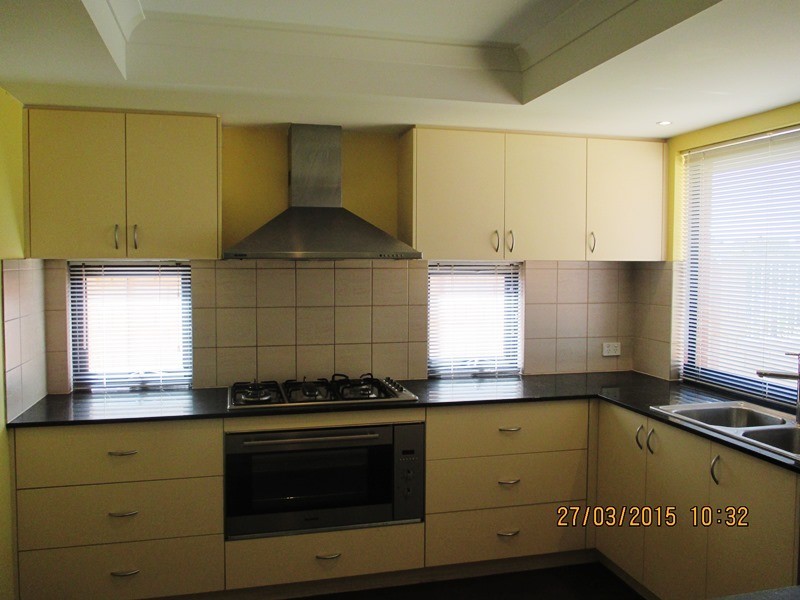 26 Adriana Way, Halls Head WA 6210