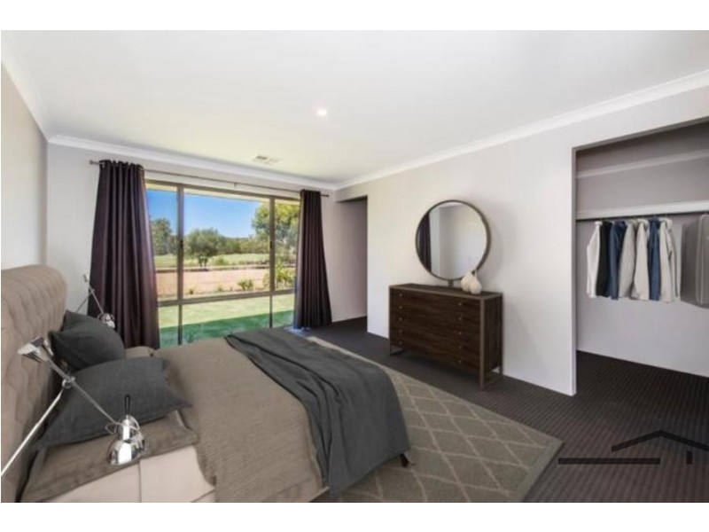 17 Caddadup Retreat, Dawesville WA 6211