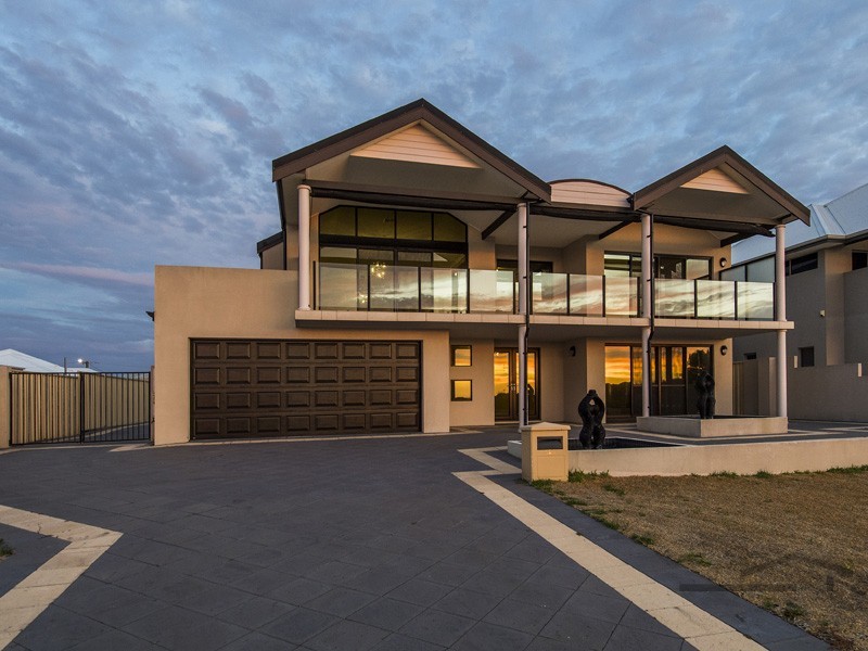 124 Foreshore Drive, Singleton WA 6175