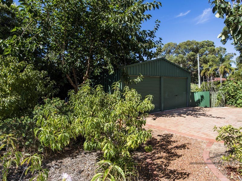 14 Victoria Circle, Greenfields WA 6210