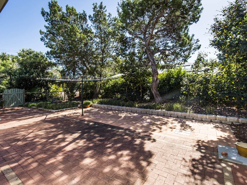 14 Victoria Circle, Greenfields WA 6210