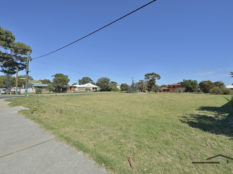 22 Mercedes Avenue, Falcon WA 6210