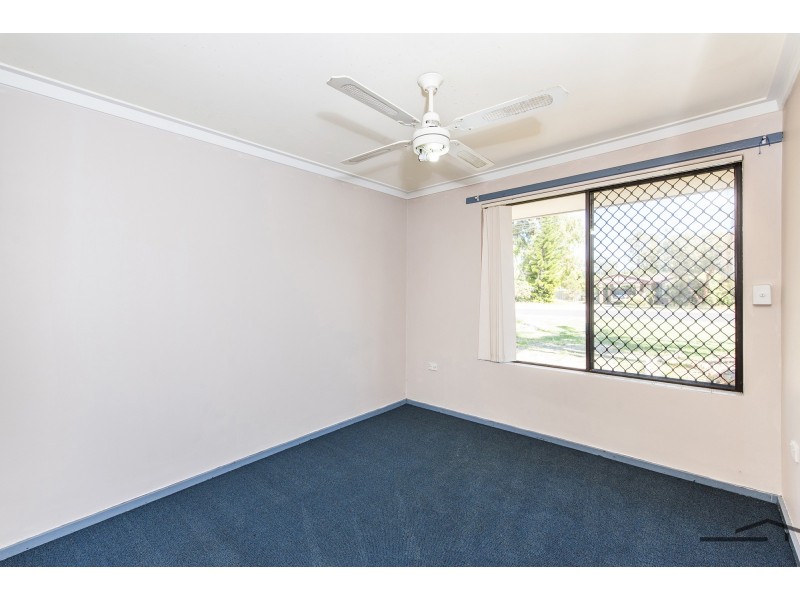 16 Harbord Avenue, Coodanup WA 6210